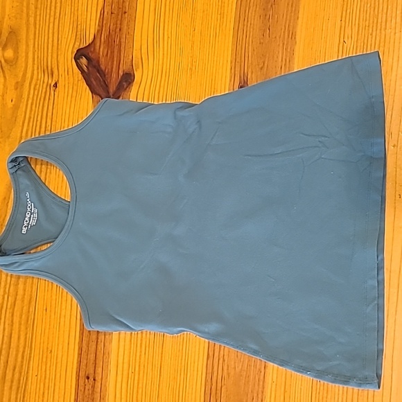 BEYOND YOGA RACER BACK TANKS (2) WITH SHELF BRA - Picture 2 of 6